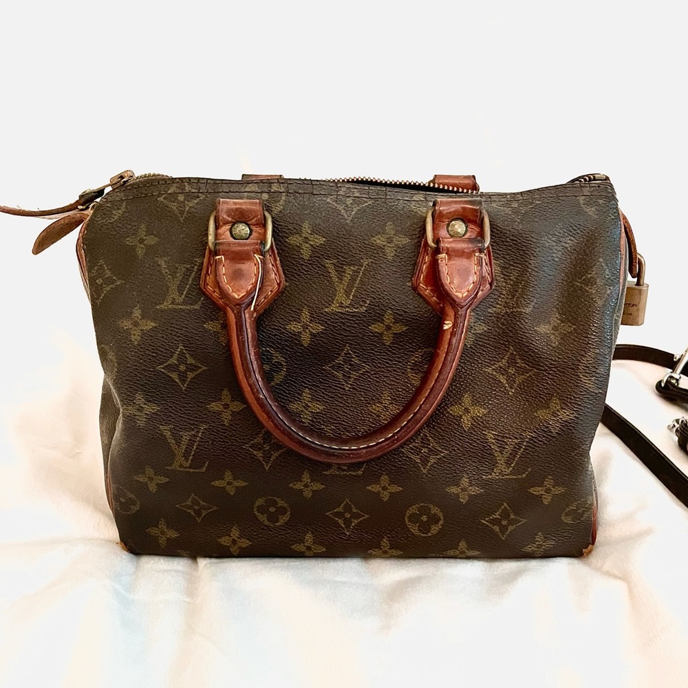Vintage 1980s Louis Vuitton Speedy 25 handbag